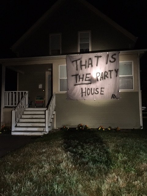 BwtrPolice's tweet photo. Welcome back Bridgewater State &amp; thank you for trying to make our jobs easier.... https://t.co/rMuyOA3qr7