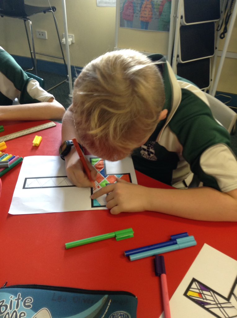 SIPSyear4's tweet photo. We love participating in whole school meditation. In year 4 we pray with colour. #sips4b https://t.co/t1WE6BrWLb