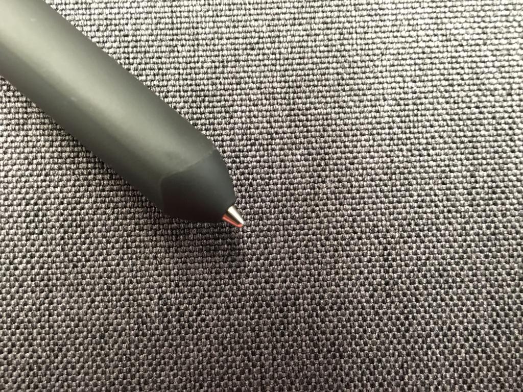 株式会社ワコム On Twitter 気がつきましたか Bamboo Folio Slateはペン の形もリニューアル より手にフィットする三角形に生まれ変わりました ツイスト式なのでキャップをなくす心配もありません Makingthefuture Ifa2016