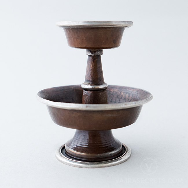 vajrasecrets's tweet photo. Enhance your daily petitions to the Three Jewels with our new #Serkym sets. https://t.co/eyP1Vz0q9W #newarrival #tea https://t.co/SghJYttOY2