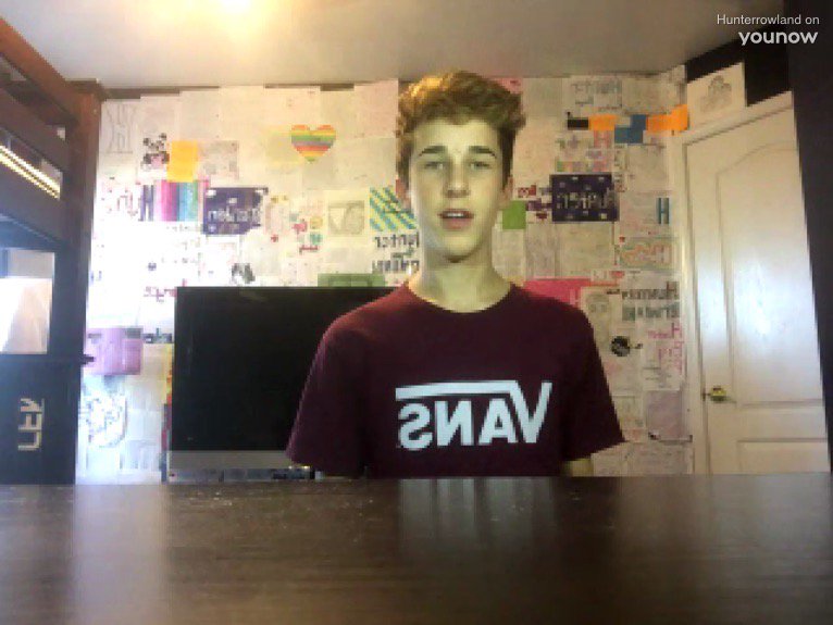 ShaniaRhule's tweet photo. 🔴 LIVE @HunterRowland on #YouNow https://t.co/zBBOkFh1ii https://t.co/378AJEqagT