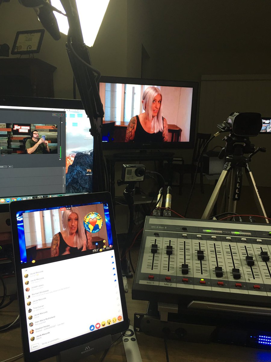 theJeffAdams's tweet photo. Face your talent is on now! Love my job! #facebooklive #videostreaming #enlightenedaudiovisual https://t.co/gLodqpPtlK