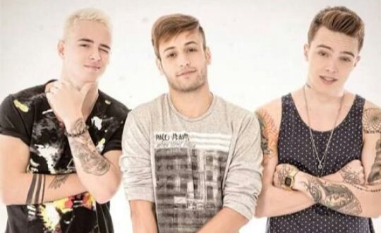 herrmann0's tweet photo. Como conseguem ser tão lindos 😍😍😍
#BandaFly https://t.co/03Lb7tcKIx