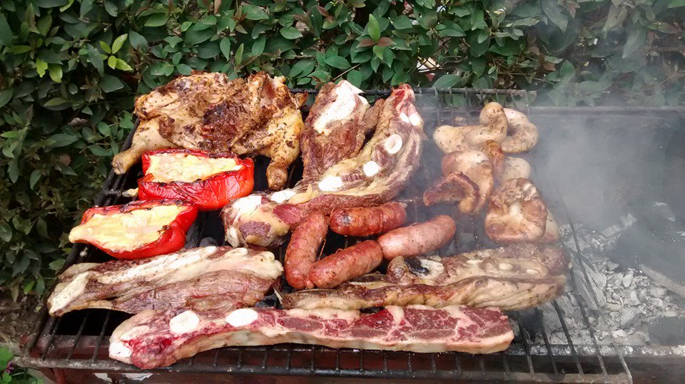 AustinMicaNorie's tweet photo. as picadas y los asados de papa ♥ @Sergioarmasok https://t.co/dwAu0DKKf6