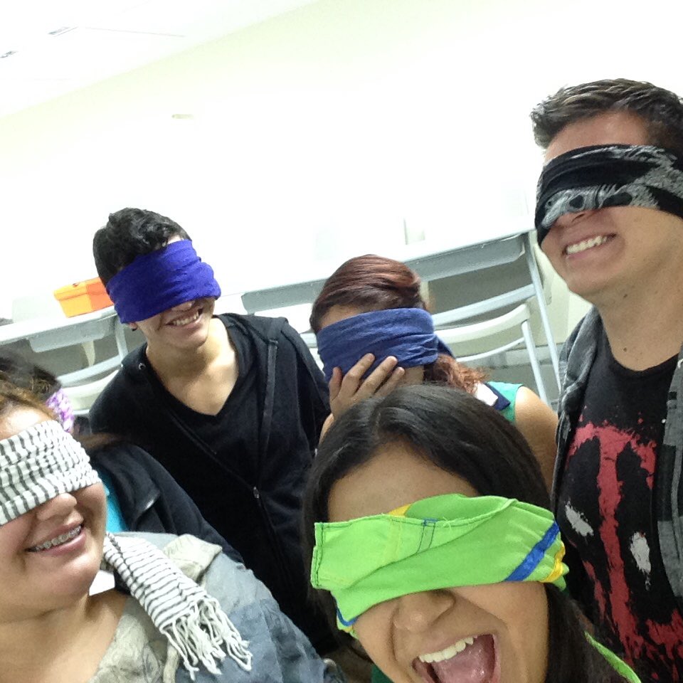 NezMariana's tweet photo. #nepe_g1r6 Selfie 💙 #debilidadvisual #EducaciónInclusiva https://t.co/WpktZIrH3K