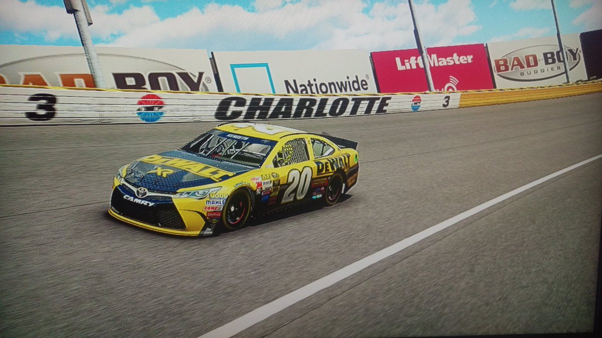 SXRL_Official's tweet photo. Here it is.. Your SXRL Final 3.
@OhKulio
@Ncarracing64
@OhThatSebbyCar

One will be crowned Champion. https://t.co/Jq9vsWKt1u