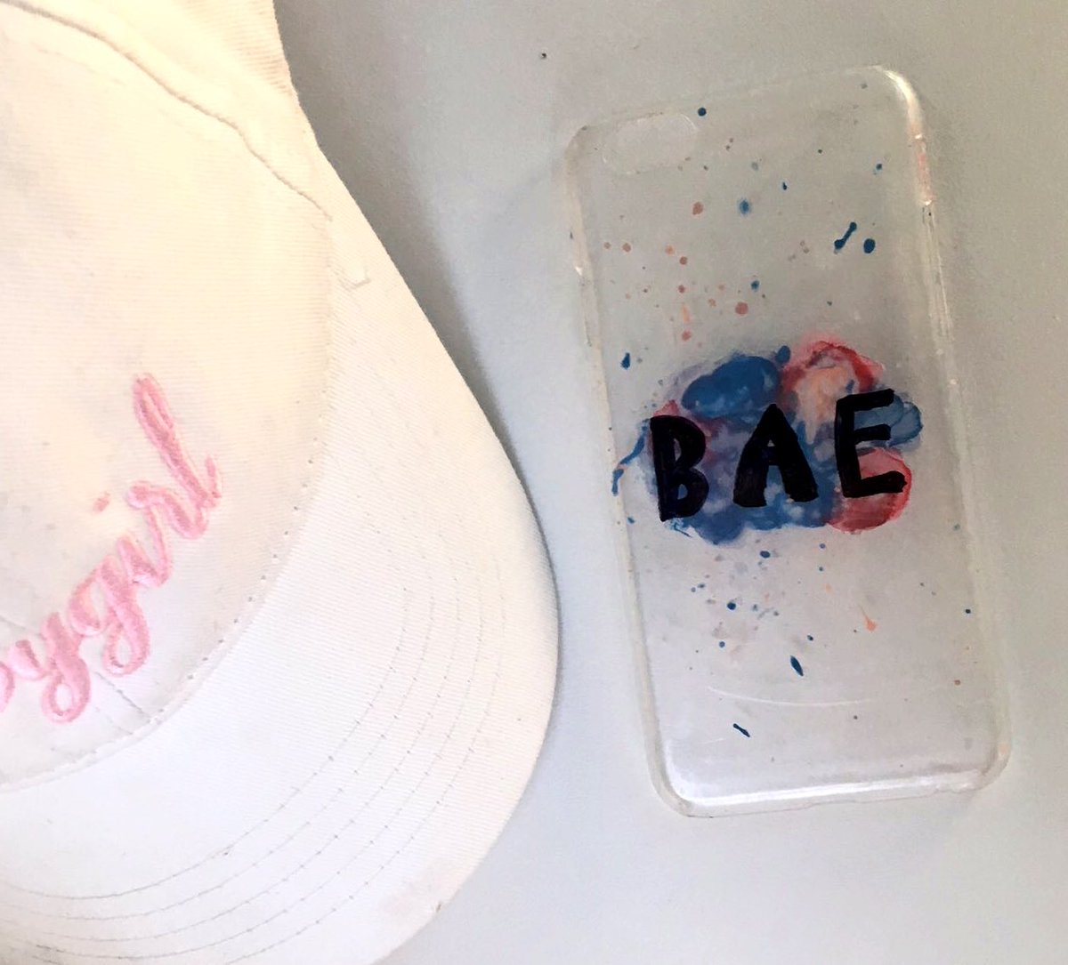 laurDIY's tweet photo. #prettylittelaur fam IS SOO TALENTED 💖 it warms my heart to see you guys creating and doing my DIYs 🙌🏻 https://t.co/n0vThPMmRS