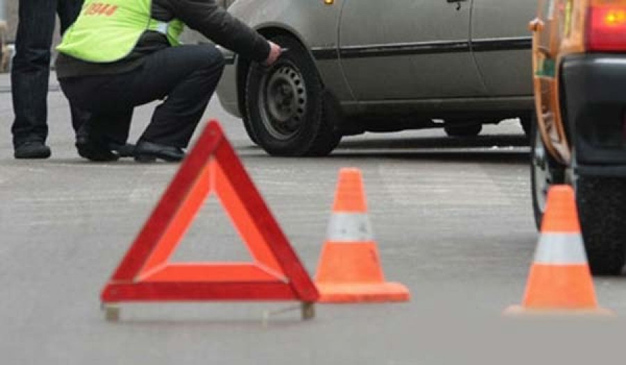 13Trafficpolice's tweet photo. 50 орчим насны эрэгтэйг мөргөж амь насыг нь хохироосон хэргийн талаар мэдээлэл авна.
https://t.co/LT90WQJt9Z https://t.co/kkGPK8ZNwH