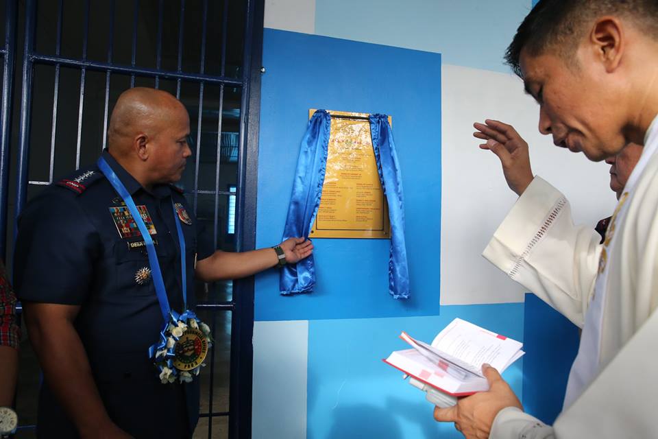 pnppio's tweet photo. PNP Chief PDG Dela Rosa graced the inauguration and blessing of Bahay Pag-Asa, a rehabilitation center in Bulacan https://t.co/bpgJnwaiVZ