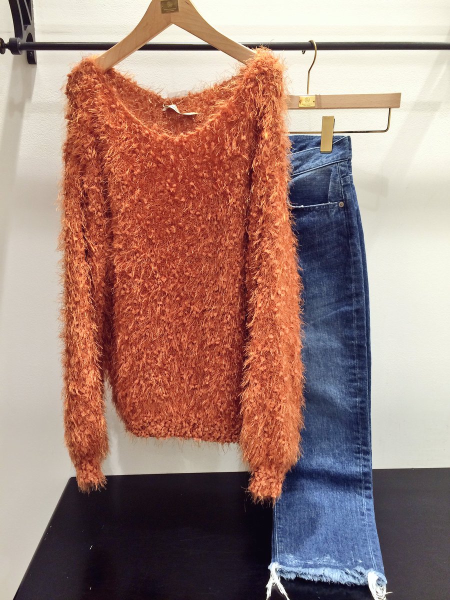 BY_OITA's tweet photo. 【WOMENS】＜TORRAZZO DONNA＞より存在感のあるトップスが入荷しました☆肌触りの良いこちらはデニムとも相性バツグンですよ♪
14,800円(+tax)
#BYITEMSW #beautyandyouth https://t.co/9srJPAJC8y