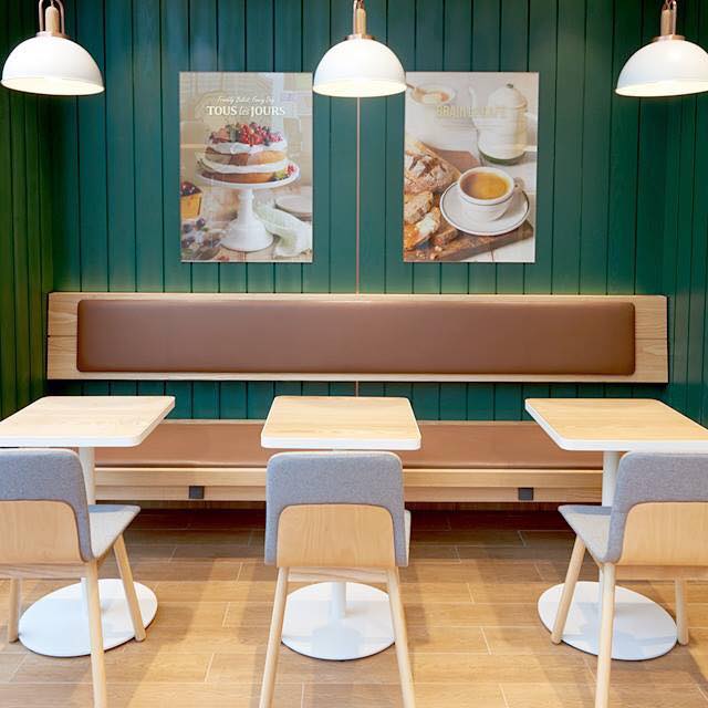 우리 지금 만나 
#뚜레쥬르_일산장항점 에서 당장 만나
새롭게 오픈한 #뚜레쥬르_일산장항점 에는 
#갓구운빵 과  고급스러운 #브런치  
이야기 꽃 피우기 좋은
탁 트인 카페형 좌석이 당신을 기다리고 있어요