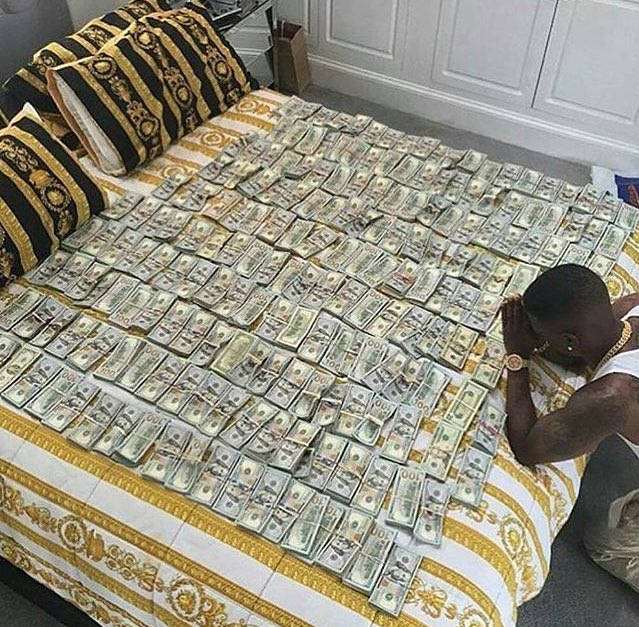 NahuelKing_'s tweet photo. Si me pagaran por hacerme ilusiones con quien no debo https://t.co/aI6GLgZL3J