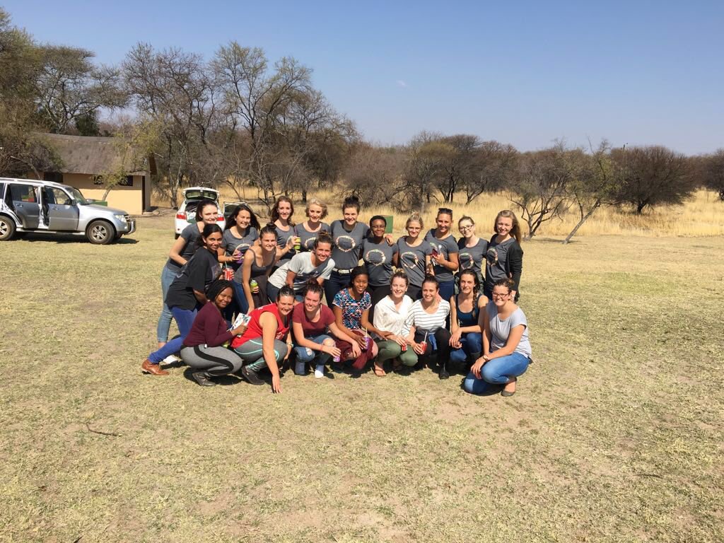 Vividus Ladies HK 2015/2016 handing over to a group of capable, beautiful, vibrant and fun loving young ladies! 💙