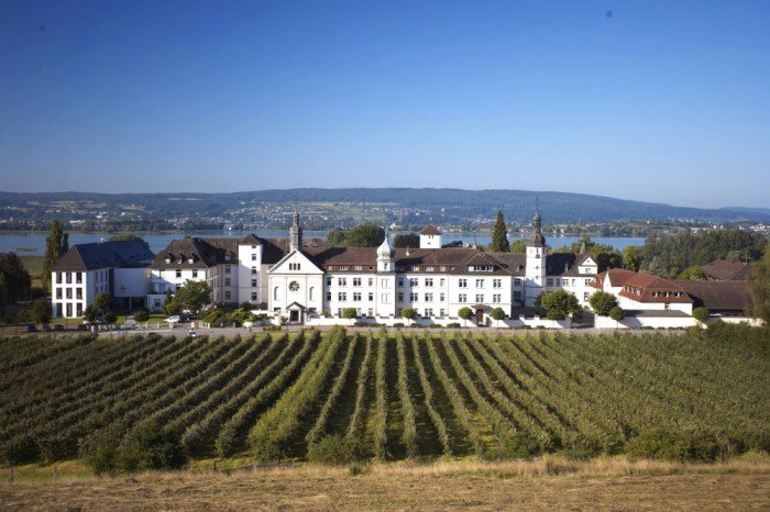 seekalender's tweet photo. #EventDesTages: Wanderung durch das Kloster Hegne!

https://t.co/3L2WvmG2Kx

 #Wandern #Staunen #SeeKalender https://t.co/vrtq9KSLwV