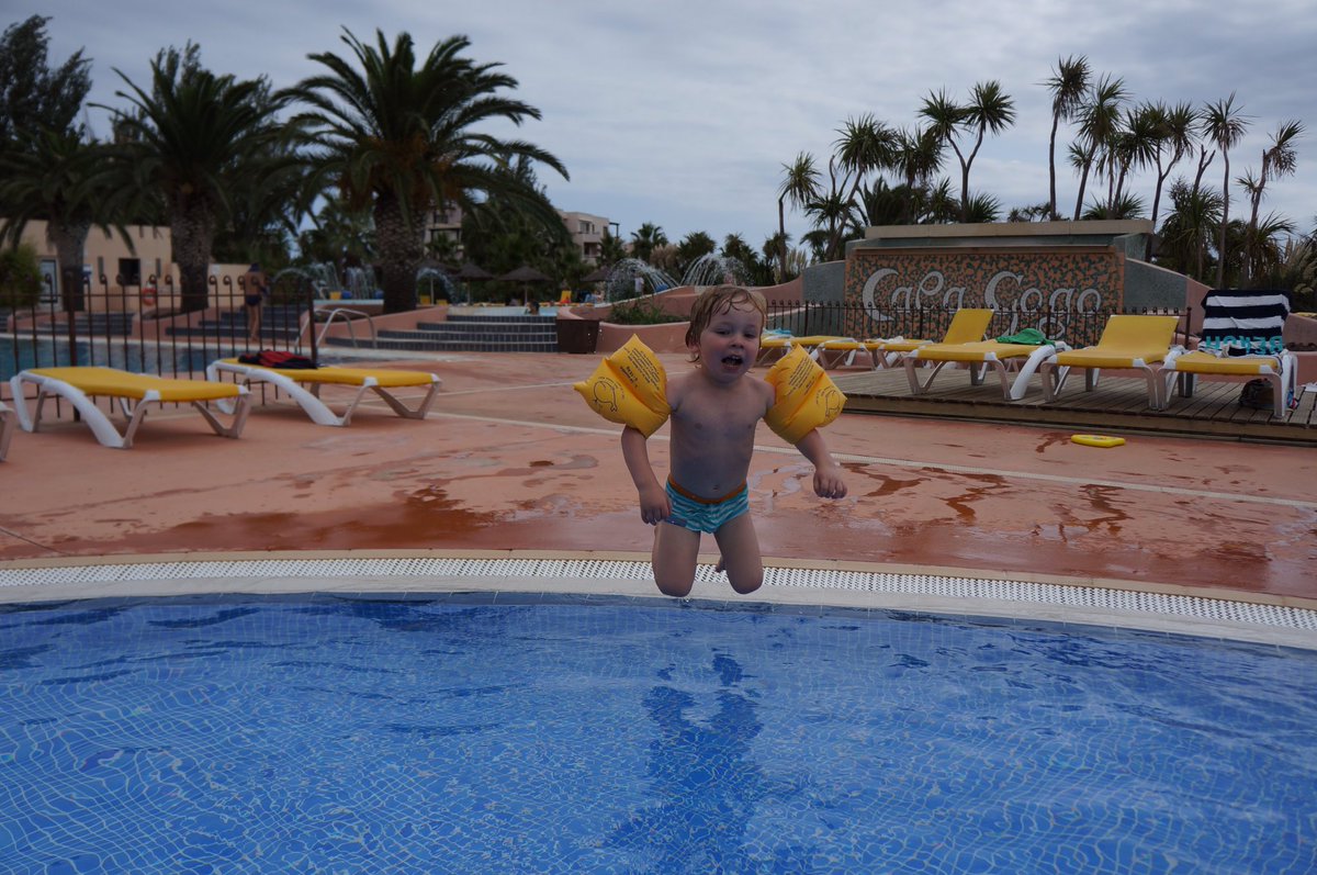 chloeshore's tweet photo. @CanvasHolidays #CanvasFeelgood2016 https://t.co/vPXvbsAc98