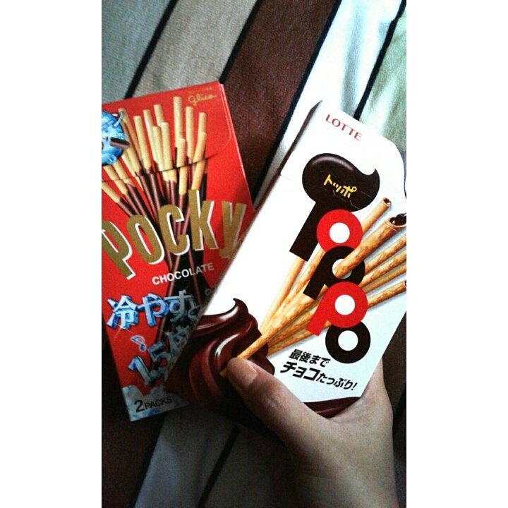 paty_bts's tweet photo. #lotte #toppo
#glica #pocky
https://t.co/QuORn9gj8M https://t.co/IZggmyabrY