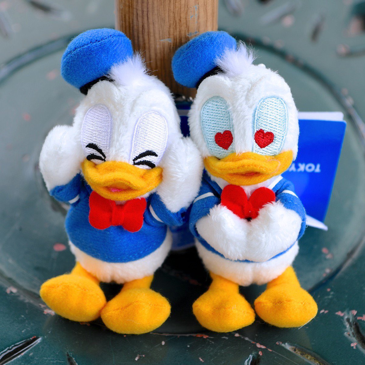 تويتر Mezzomikiのディズニーブログ على تويتر 5種類の表情がかわいい ドナルドのぬいぐるみストラップ発売中 詳しくは T Co 8nyspwf5si T Co Vdzk859oxs