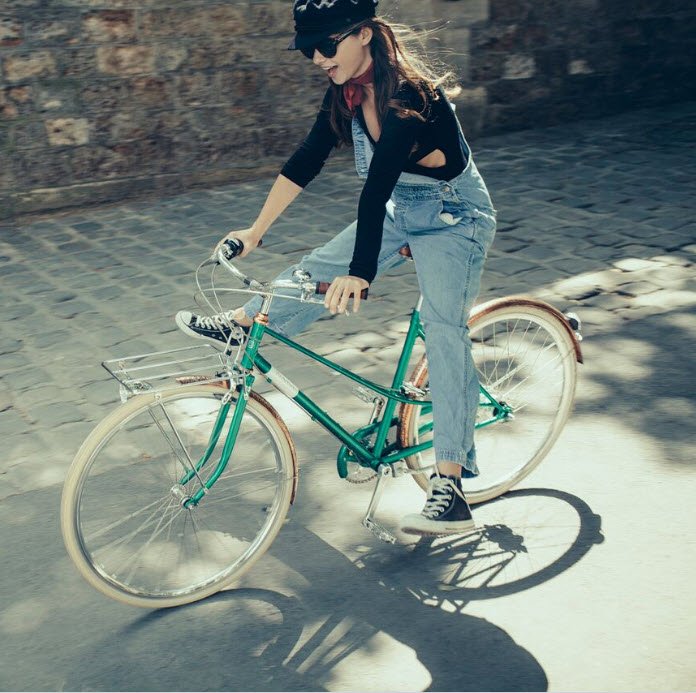 Veepee_De's tweet photo. Wenn sich Radfahren anfühlt, wie ein Spaziergang in Paris: Entdeckt die Fährrader von Creme https://t.co/swnvyRI4lL https://t.co/IjFHkTMXsE