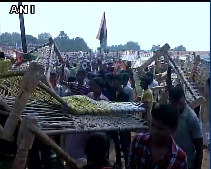 View image on Twitter