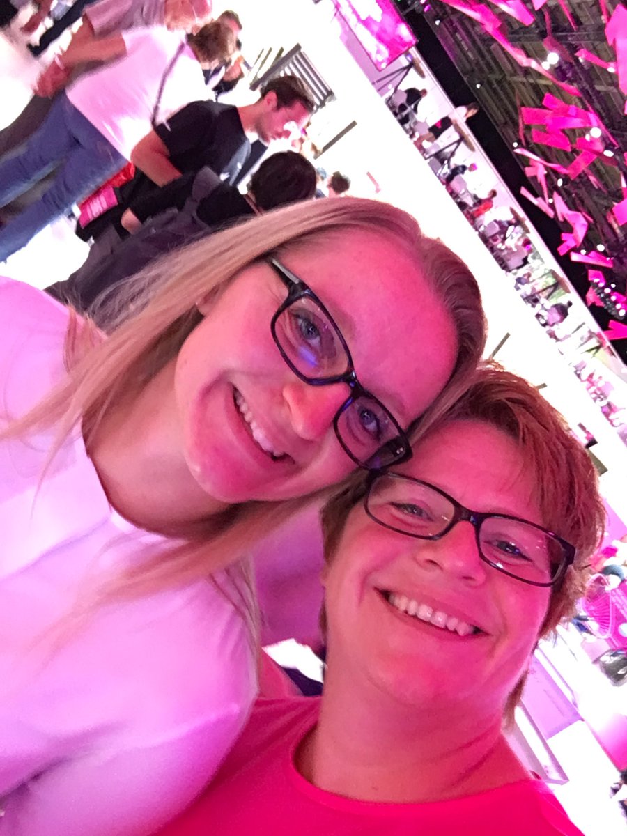 Digitalen MagentaSERVICE auf der IFA präsentieren wir persönlich. #telekomwall