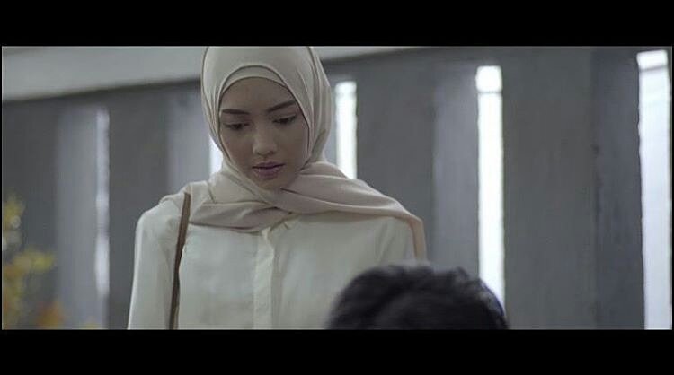 Happy watching <a href="/kc_nettv/">Kesempurnaan Cinta</a> #KesempurnaanCinta2_12 Ririners 😊
Selamat berbaper2an lagi 😁✌
❤ <a href="/RirinDwiAryanti/">Ririn Dwi Ariyanti</a>
