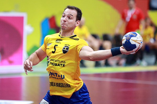ESTunis_Tweets's tweet photo. #SuperGlobe #SuperGlobe2016
60' Handebol Taubaté - Espérance de Tunis 20 - 32 https://t.co/JJFpMQZ8V6