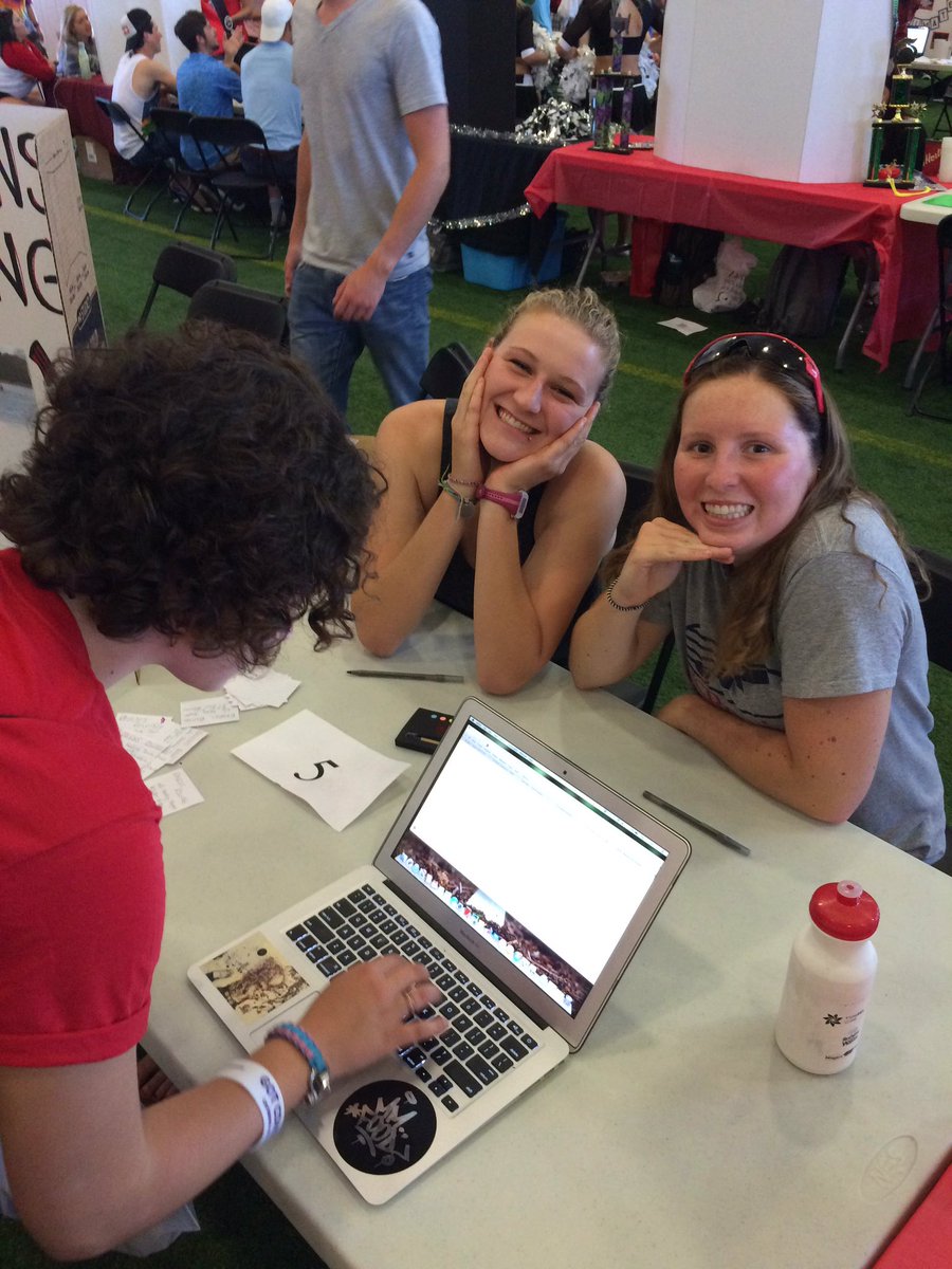 Come sign up for novice rowing!! It will be an amazing experience @CarletonSEO
