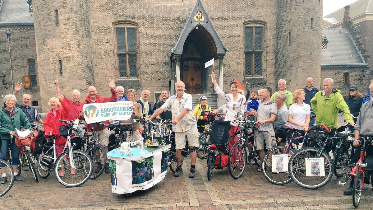 wbvastgoed's tweet photo. Waarborg steunt de grootouders die van Den Haag naar Groningen fietsen voor het klimaat: https://t.co/wT6Q98kFY2 https://t.co/gO5Lj6tkpu