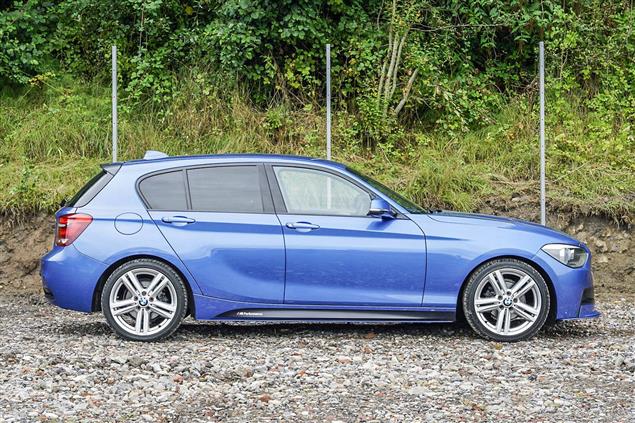 Check the body kit on this Estoril Blue 1 series £13,845 20,000*Miles
2012 #BMW #Swansea #Fresh
