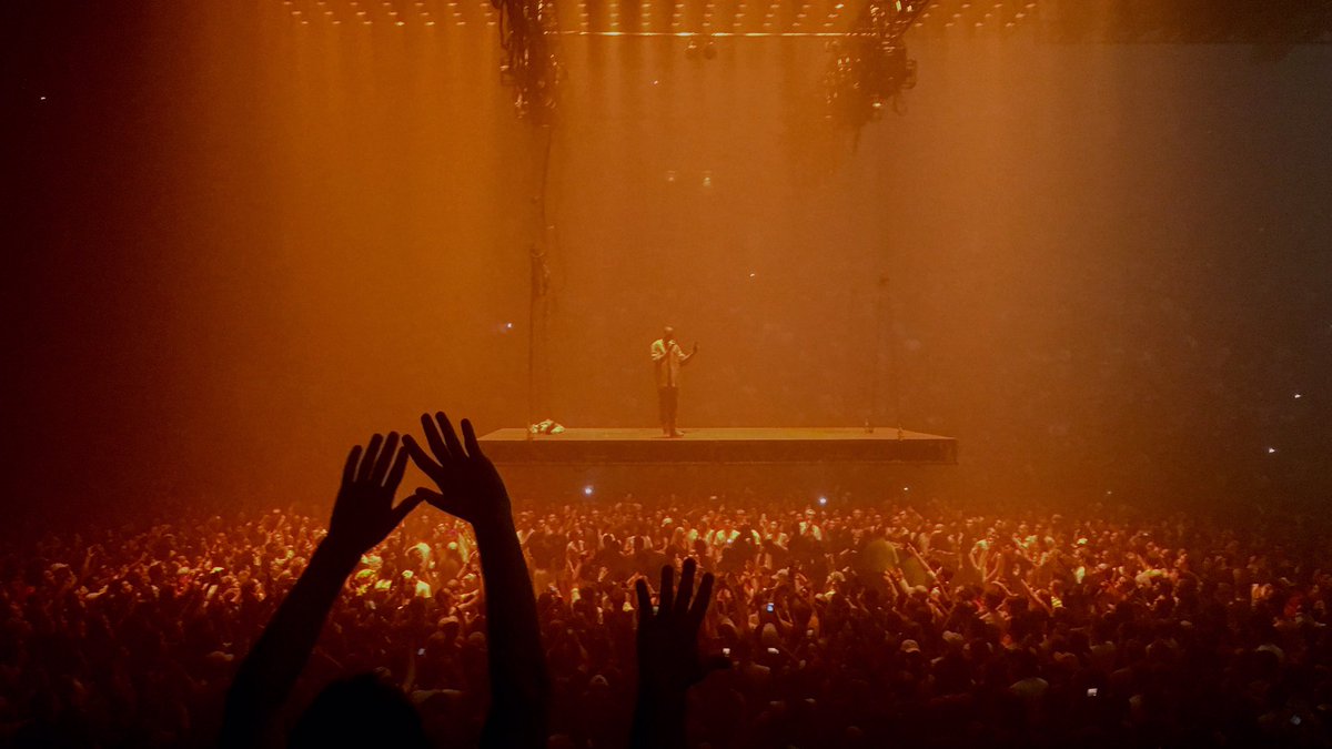 Chef_BoyarZee's tweet photo. SAINT PABLO TOUR • Boston • 9/3 https://t.co/KRIJzLWko9