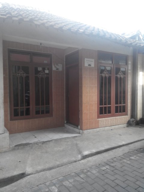 Kontrakan merjosary kamar 2 harga 12 jt hub 081359192439/ pin 54048119