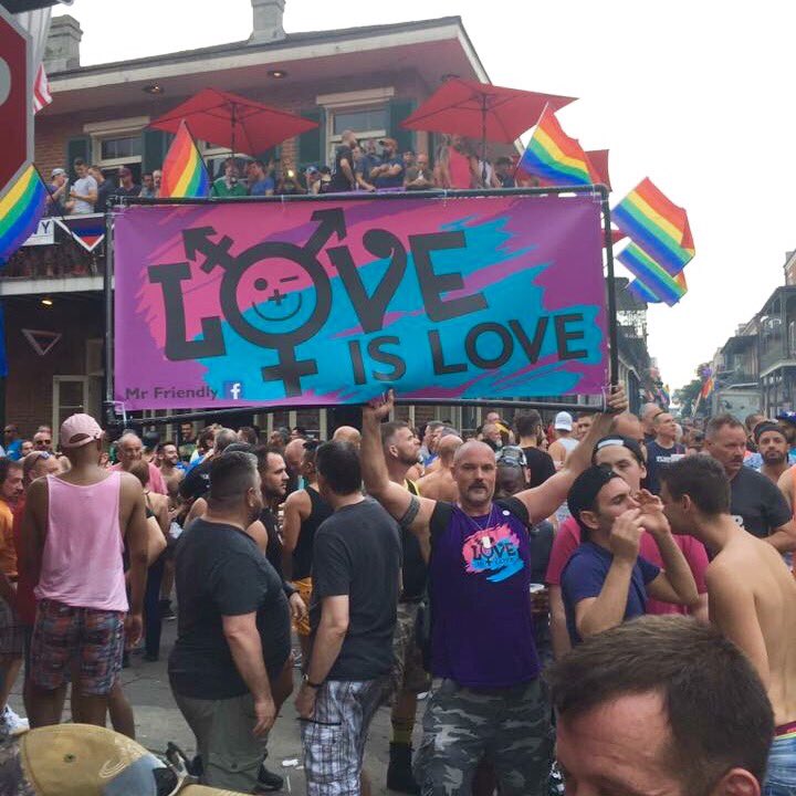 Sharing a msg of Love on Bourbon St - working toward a world stigmafree! #LoveIsLove #LoveStigmafree <a href="/SDecadenceINC/">Southern Decadence</a>