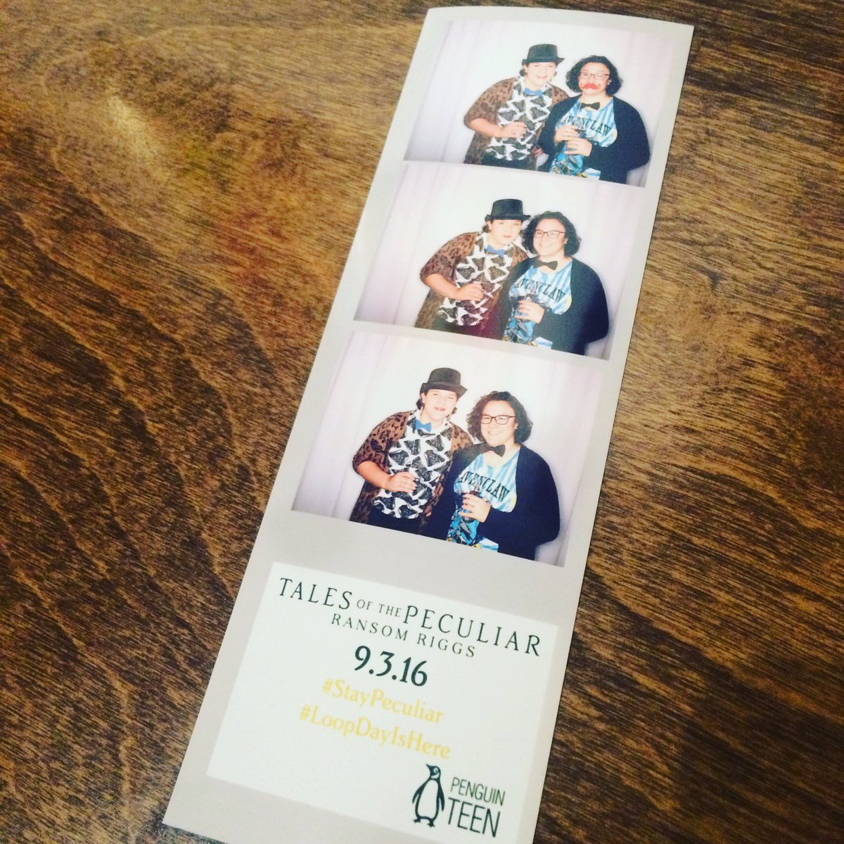 Armybrat08's tweet image. Yay!! 🎉😍 @ransomriggs @TaherehMafi #StayPeculiar #LoopDayIsHere