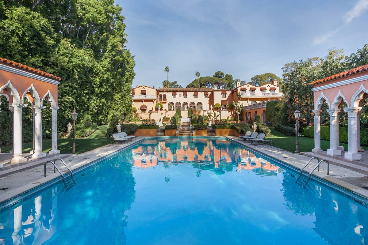 A real-estate investor's Beverly Hills home asks $195 million—up 18% from last formal price on.wsj.com/2cba0Ej