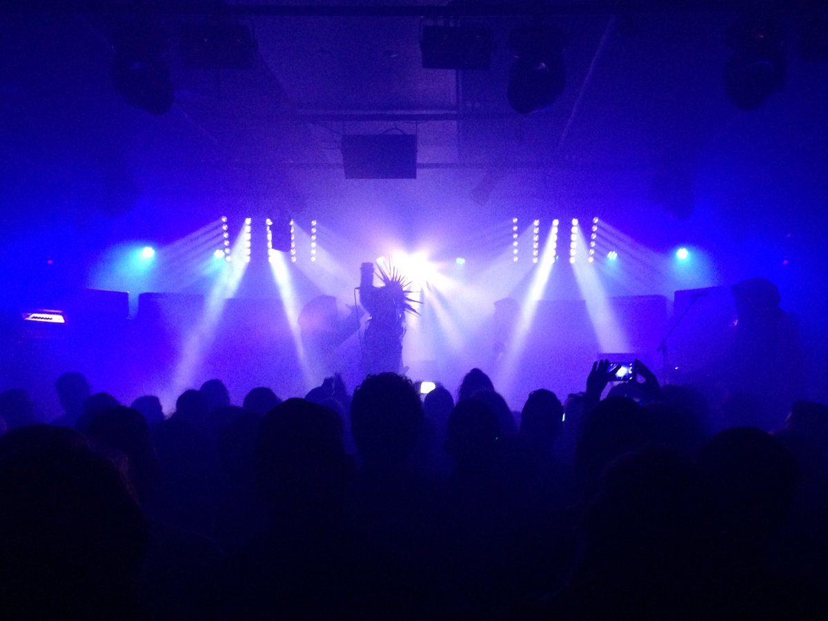 arpi_'s tweet photo. Sunn O))) https://t.co/9I4jYScp9I