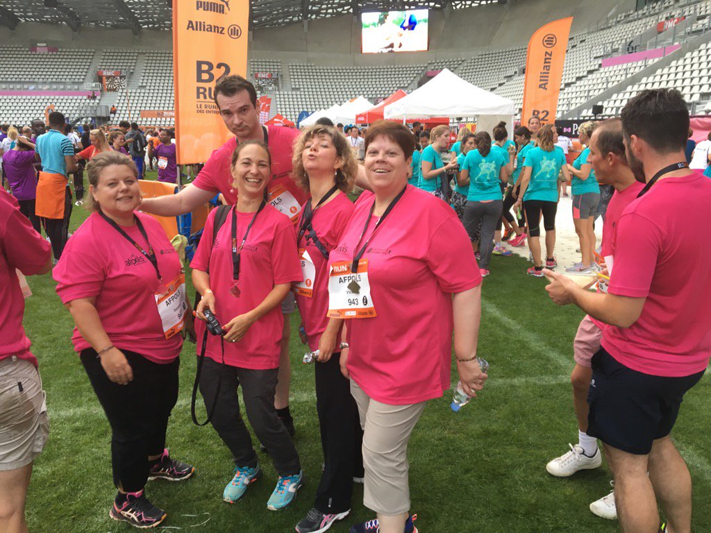 afpols_officiel's tweet photo. Toute l'équipe #afpols bien arrivée à la course de la diversité #be2run https://t.co/zcWqQrdgmp