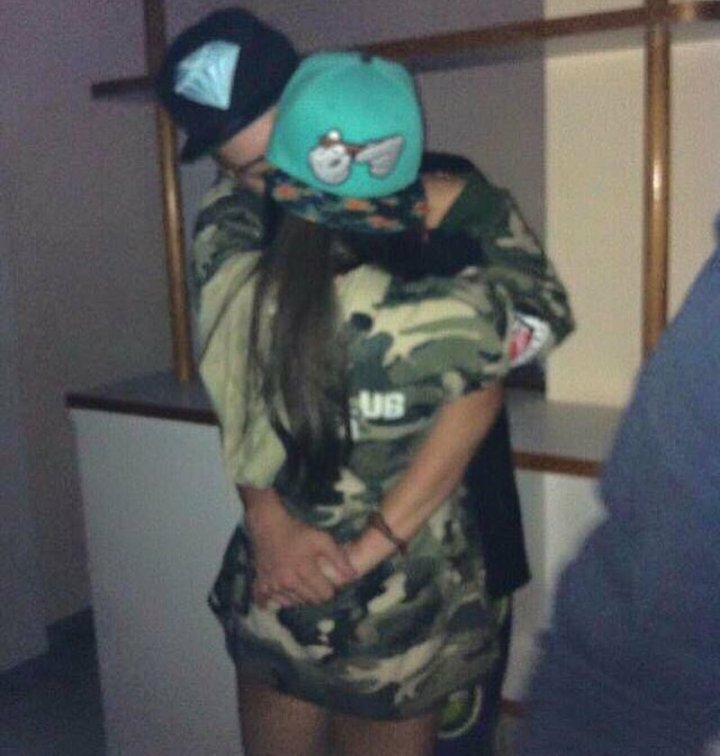 77clov's tweet image. "Você entrou na minha e curou minhas feridas."