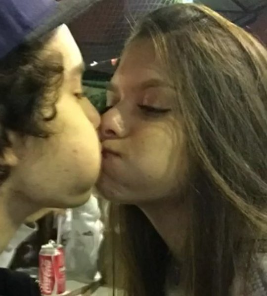 77clov's tweet image. Chama amiguinho