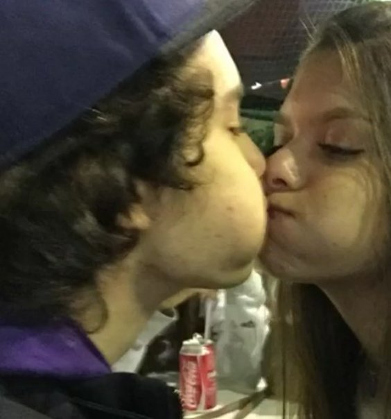 77clov's tweet image. Chama amiguinho