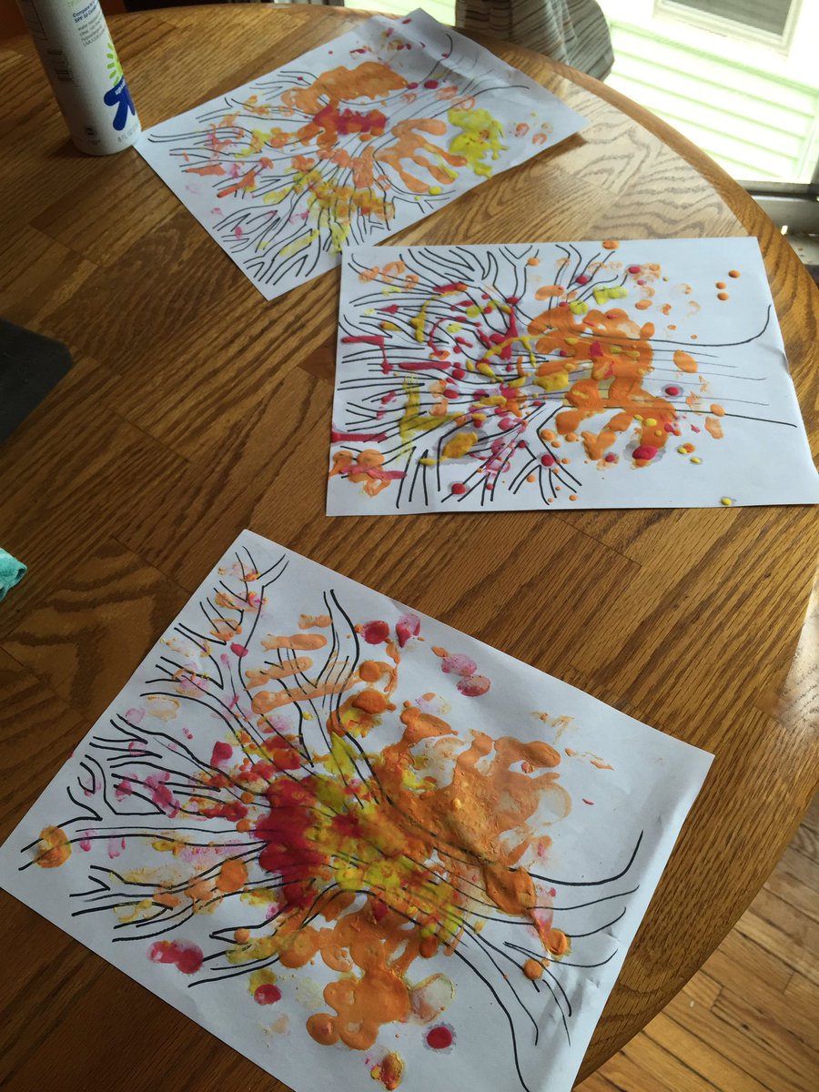 employednanny's tweet photo. Me and the babes made trees today! https://t.co/gxQBUaNlej