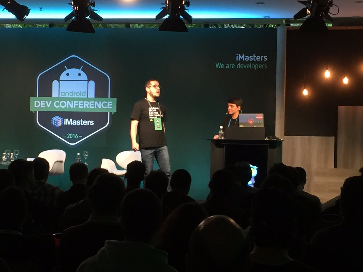 jchahoud's tweet image. .@rsicarelli e @IsabelaTerribil falando sobre @Firebase no #AndroidDevConference #AndroidDevBr