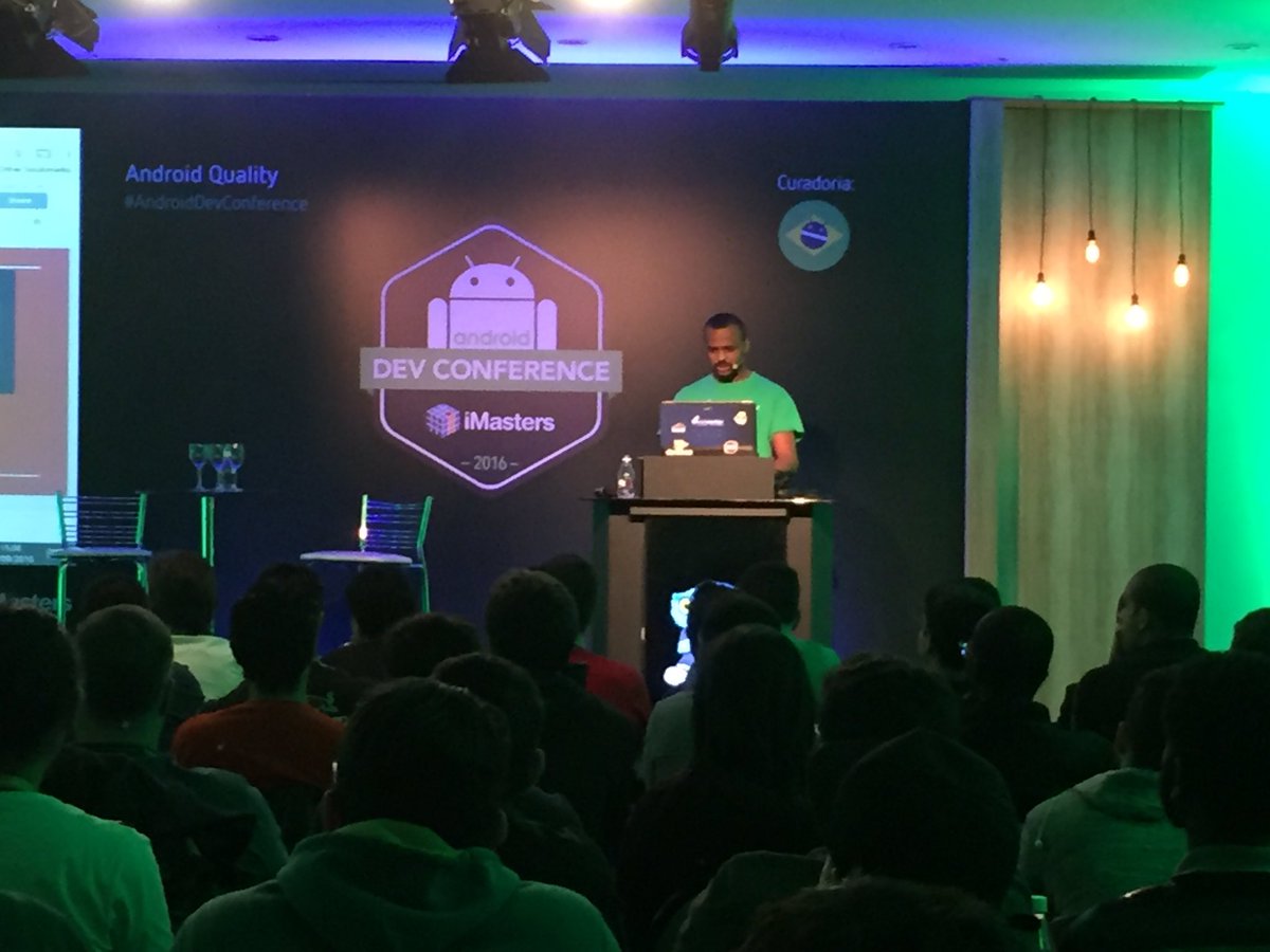 jchahoud's tweet image. Ótima palestra do @ladoleste na #AndroidDevConference #AndroidDevBr