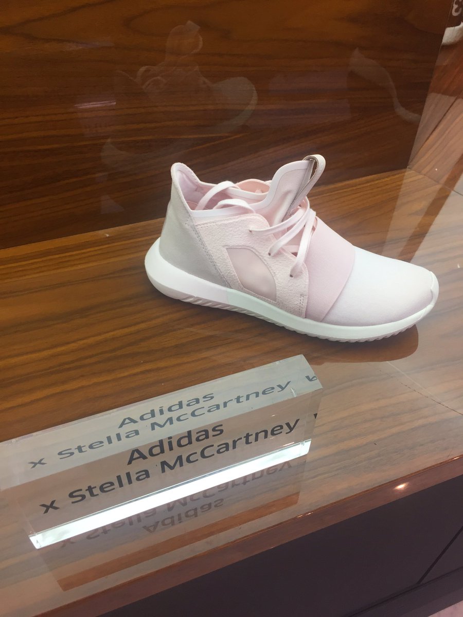 saaaashaaa's tweet image. Брать?🤔