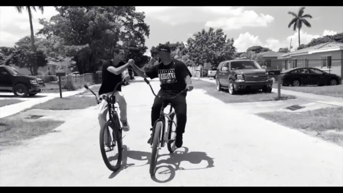 itsmiamilo's tweet photo. We had the same goals, with the same ambition 💯, But they ain't wanna see us shine. #MiamiLo #LincolnAveLP #NewVideo https://t.co/Wmdhquk3uC