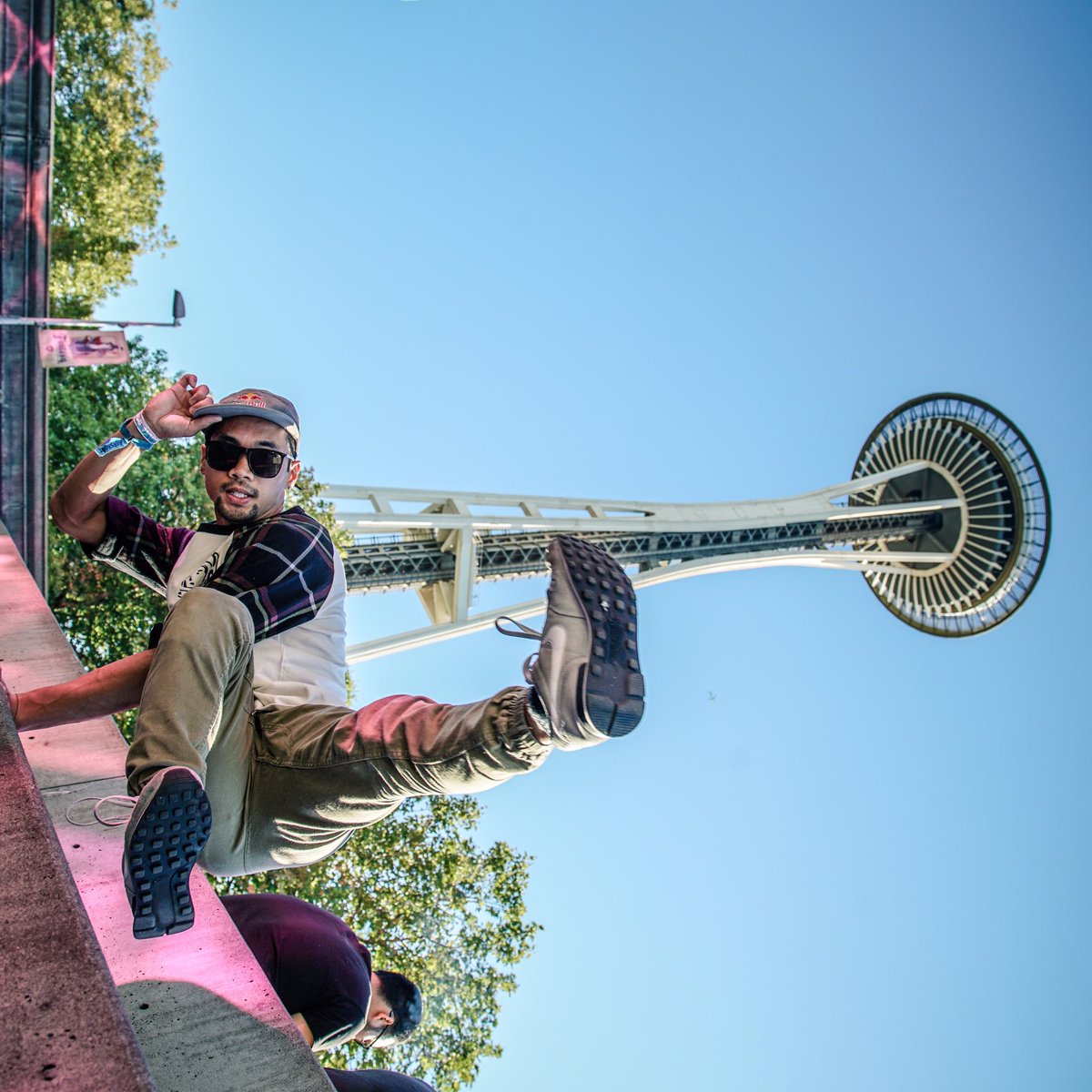 Ronnie_ff's tweet photo. Epic Labor Day weekend in Seattle. Big ups to @mikesteezie and @reignsupremenw staff! 📷 by @roxrite95 . https://t.co/bdPCNwYAeH