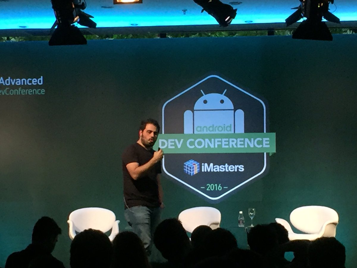 jchahoud's tweet image. .@ubiratanfsoares palestrando sobre RXJAVA na #AndroidDevConference #AndroidDevBR