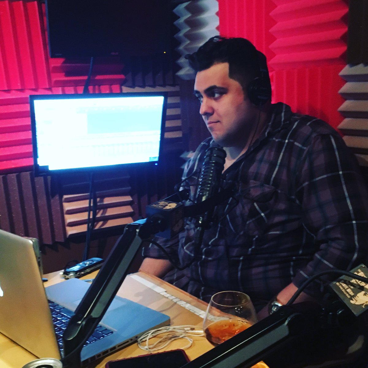 ManSchool202's tweet photo. @harryterjanian put under fire on the latest ep with @bycindyrodriguez of @moradolens #coptheapp #downloadnow https://t.co/urVDGe1GP6