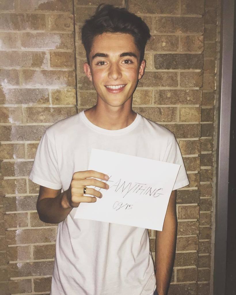 greysonchance's tweet photo. 'Anything' comes out next week! Send us photos using #Anything for the chance for a RT and follow 🙏🏼🙏🏼 https://t.co/aGp2nlcatp