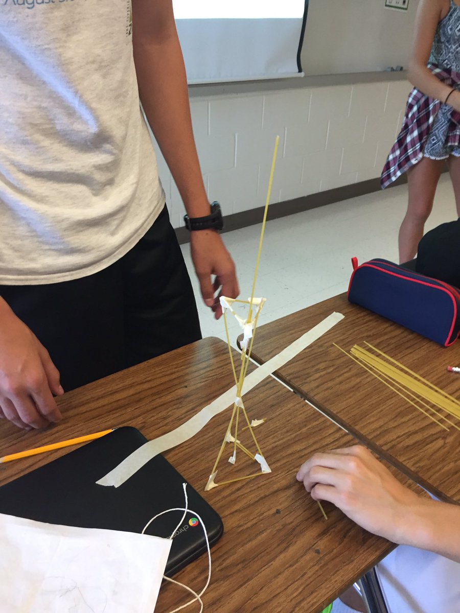 More marshmallow challenge #makered #makerspace #makerspaceclasschallenge