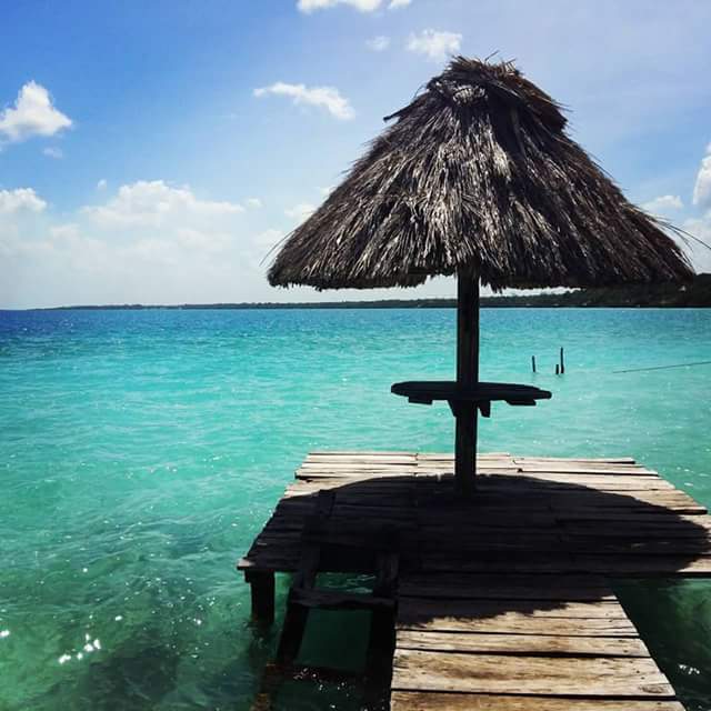 VisiToDo_Travel's tweet photo. #travel #traveltuesday #bacalar #mexico #visitodo #summer #sun #dream #bucketlist #lovelife https://t.co/PVp8eNZRbz https://t.co/b3U0LoJTZE
